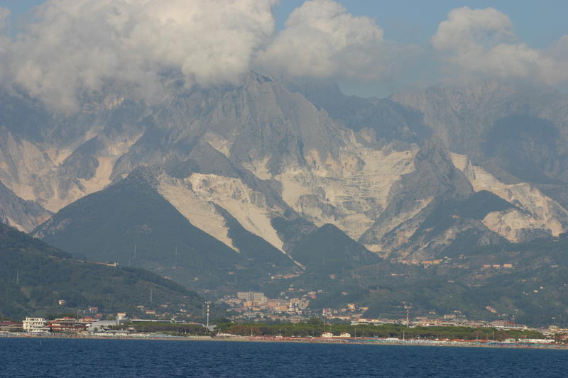 Carrara Mountains