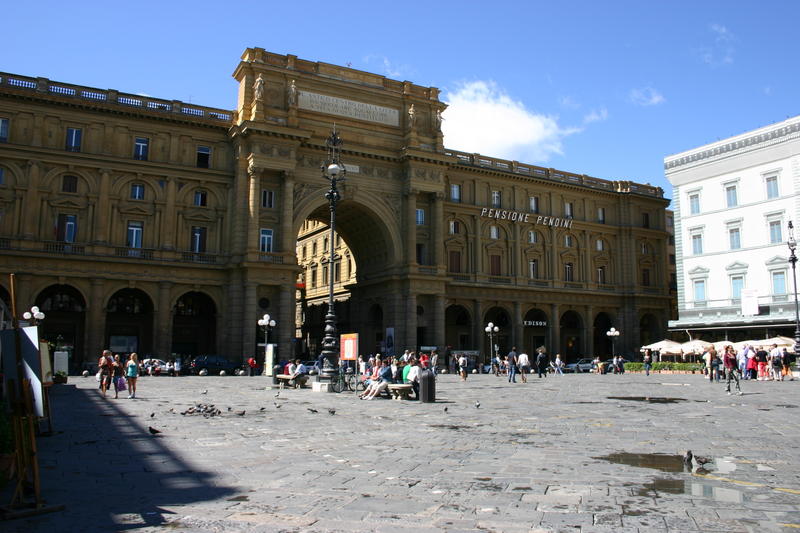 Piazza della Republica